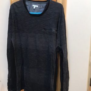 Men’s long sleeve shirt